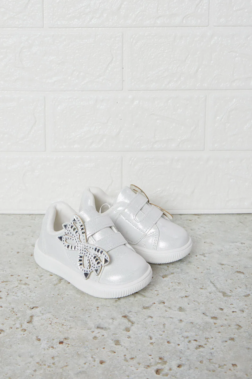 Infant Girls Silver Butterfly Sneakers