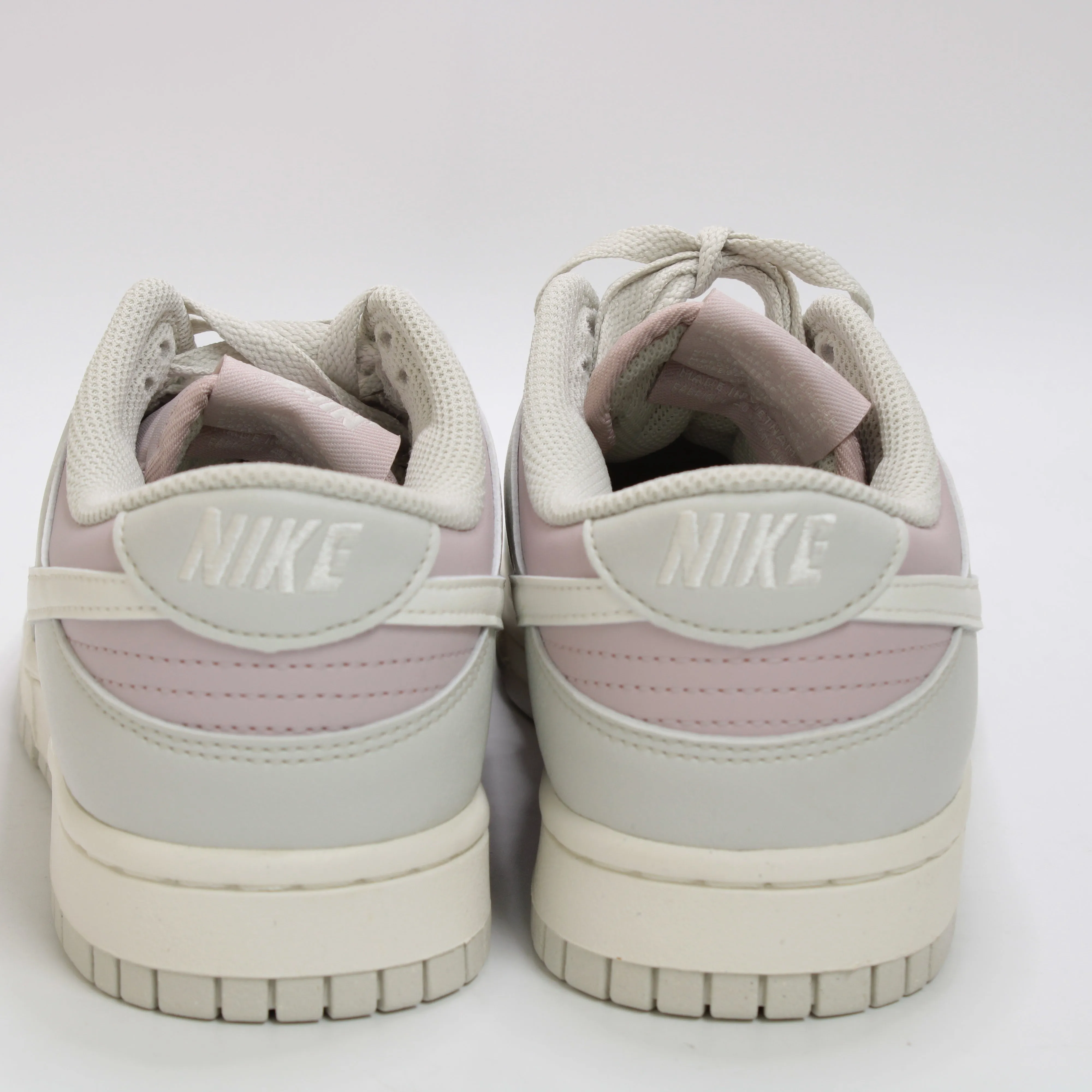 Nike Dunk Low Trainers Light Bone Sail Platinum Violet