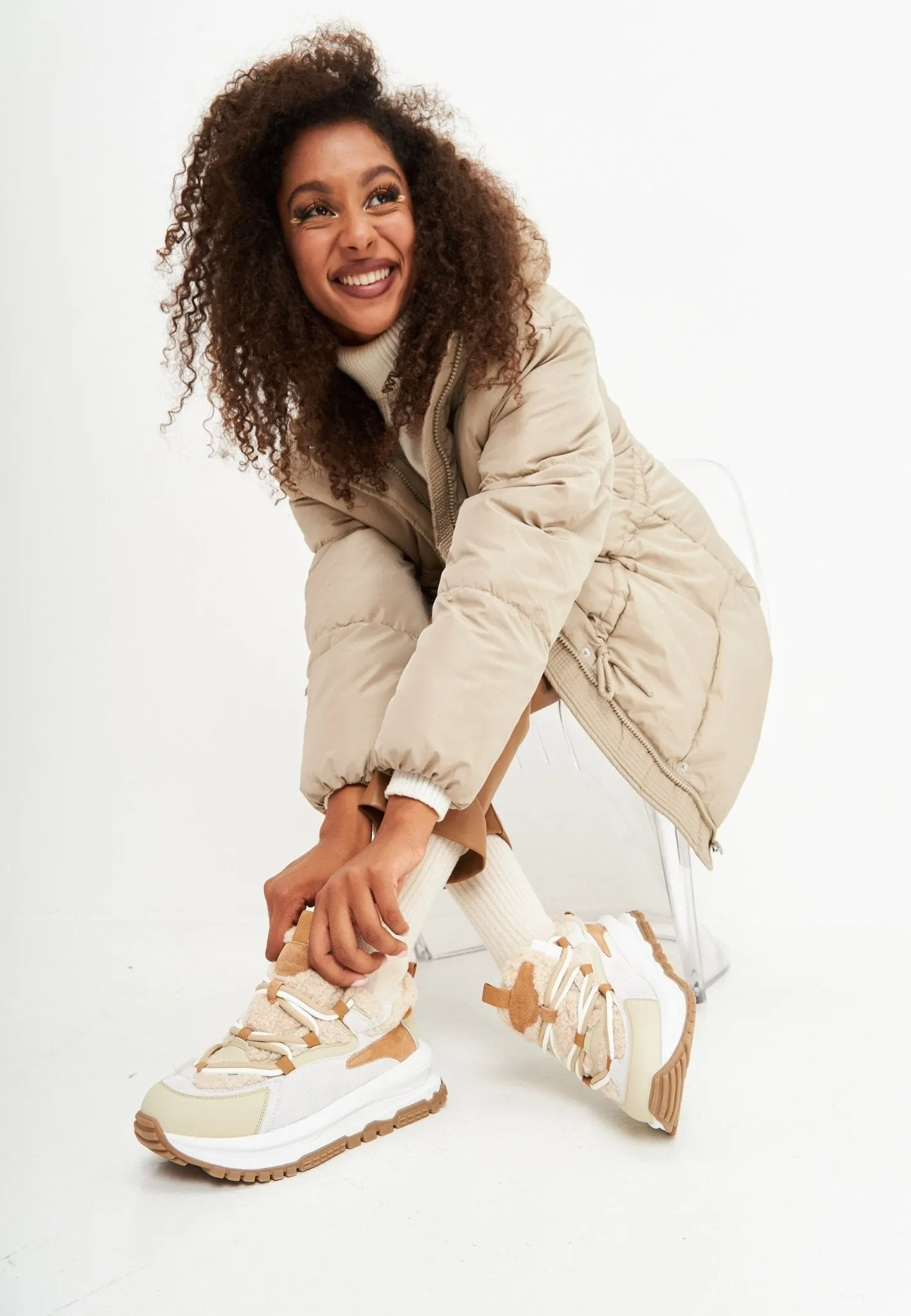 Platform Warm Sneakers - Beige