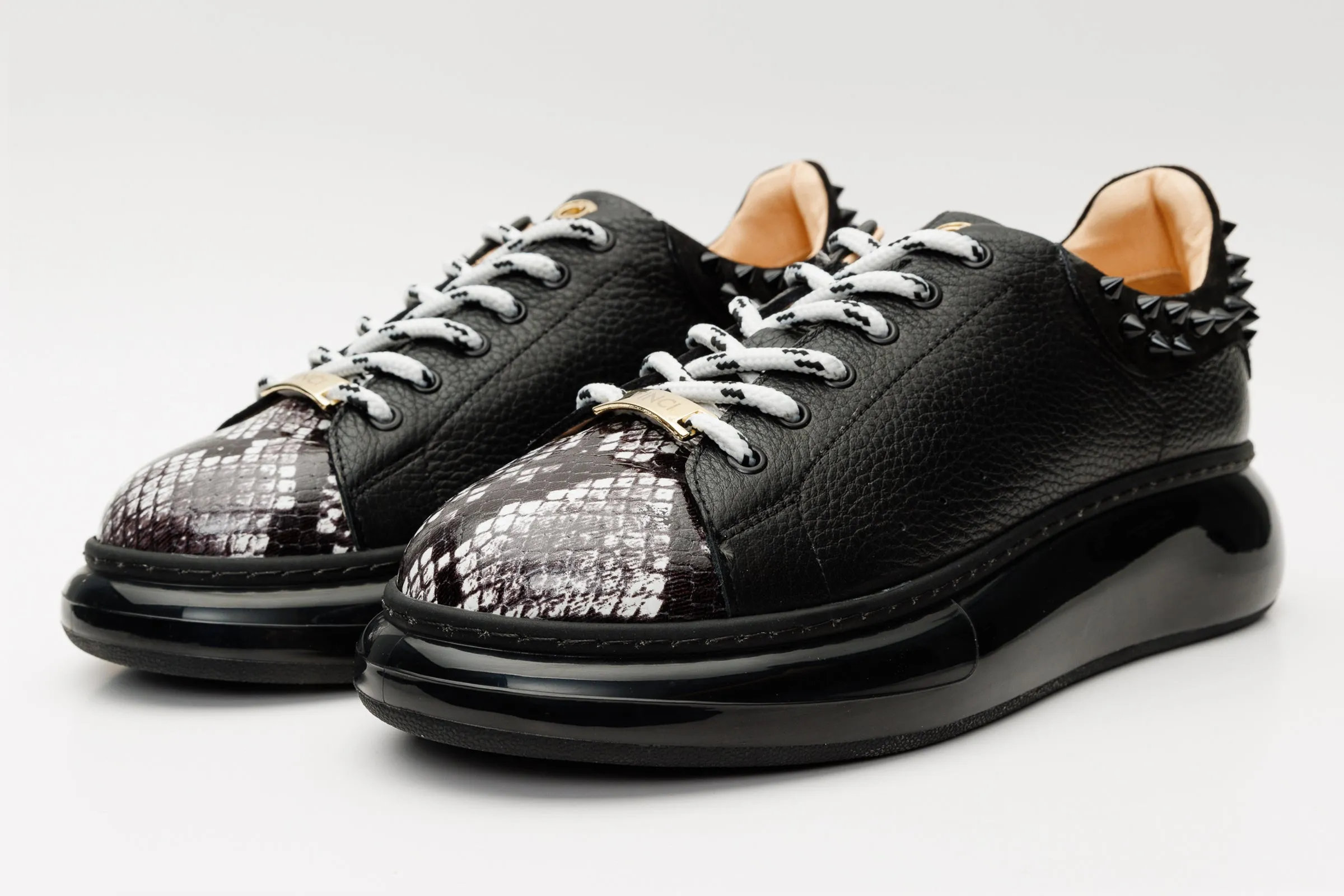 The Venezia Black Leather Women Sneaker