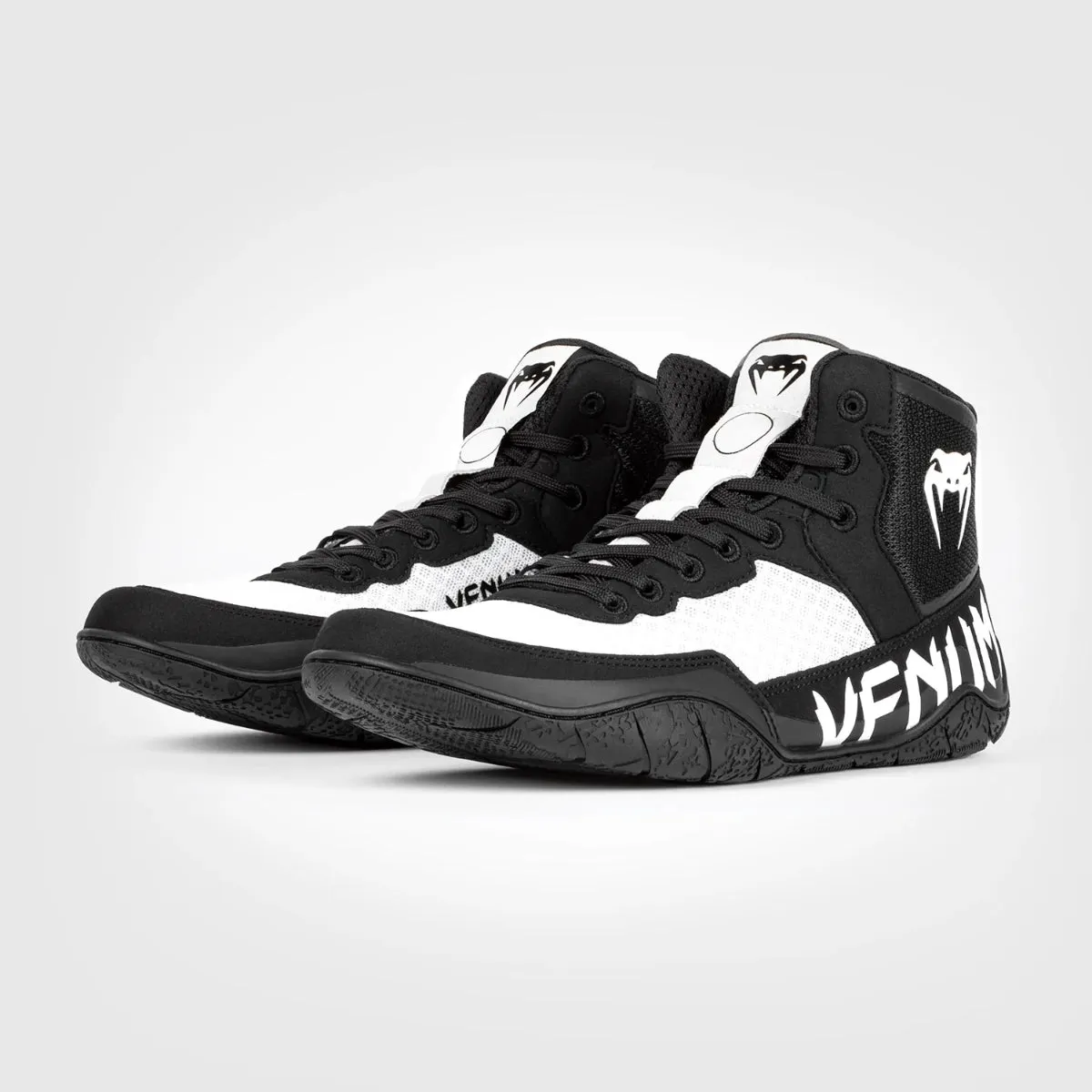 Venum Elite Wrestling Shoes Black/White