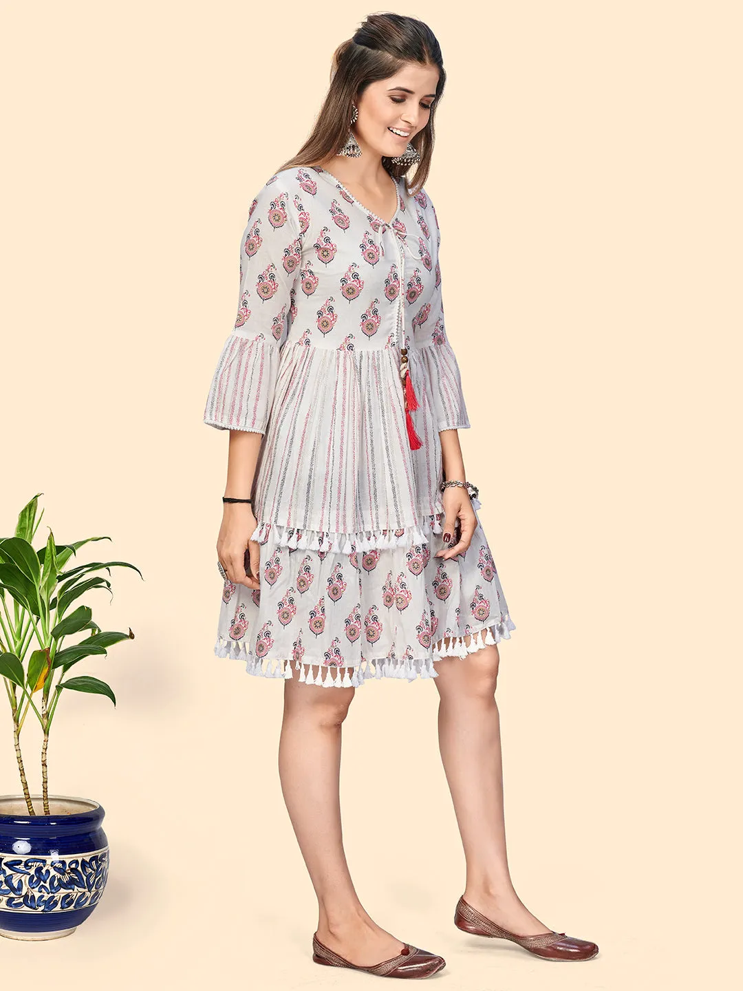 Women'S Print & Lace Insertion A-Line Cotton White & Pink Stitched Dress